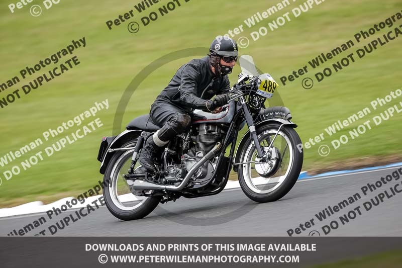 Vintage motorcycle club;eventdigitalimages;mallory park;mallory park trackday photographs;no limits trackdays;peter wileman photography;trackday digital images;trackday photos;vmcc festival 1000 bikes photographs